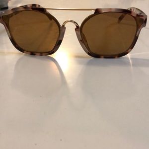Free People Tortoise Sunglasses with gold bar rim